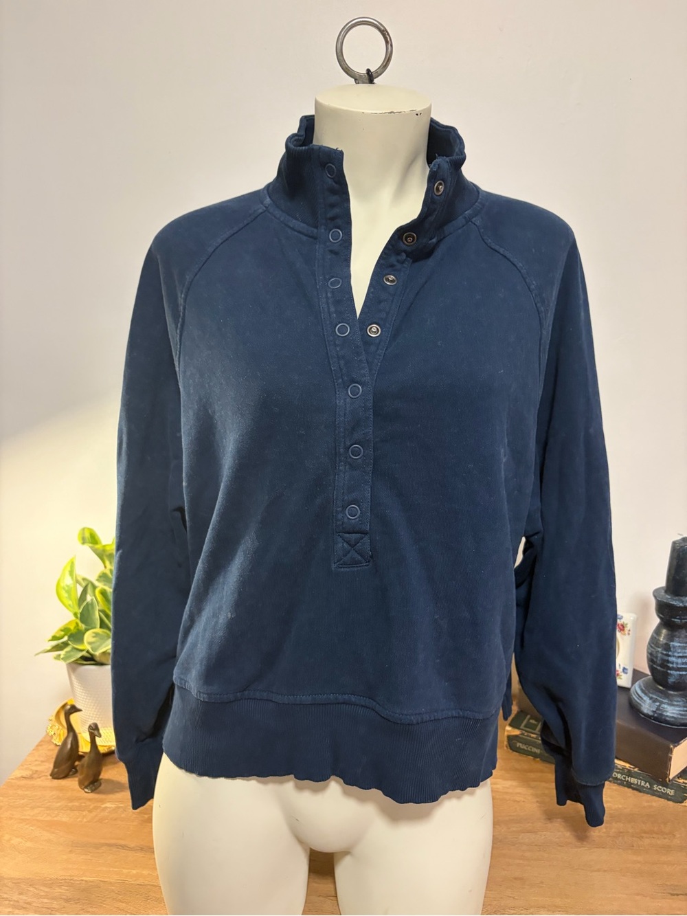 American Eagle Seriously Lived-In Snap Funnel Neck Sweatshirt Blue S
